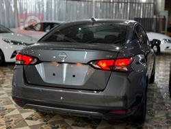 نيسان فيرسا